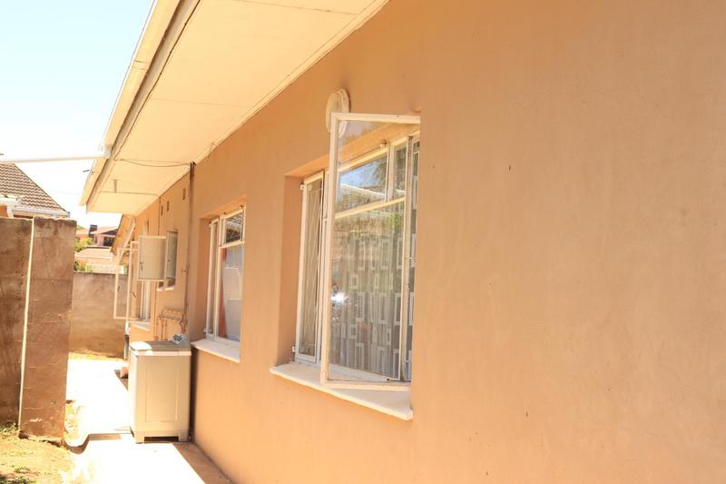 To Let 2 Bedroom Property for Rent in Oatlands Eastern Cape